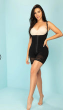 Load image into Gallery viewer, SHAPEWEAR SHORT GIRDLE
